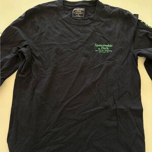 Abercrombie & Fitch XS in the color Navy & made in Cambodia!